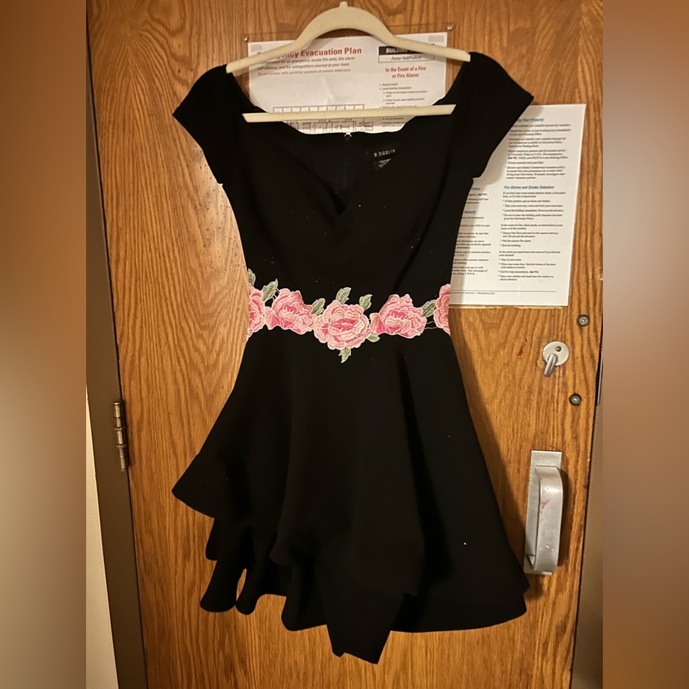 B. Darlin Homecoming Dress Size 3/4